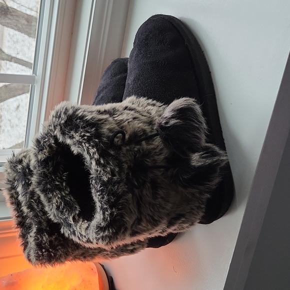 Cozy faux fur ski barbie booties - Picture 4 of 10